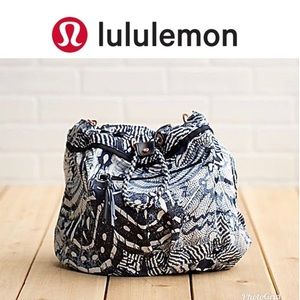 Lululemon 🍋 Diversity Bag
